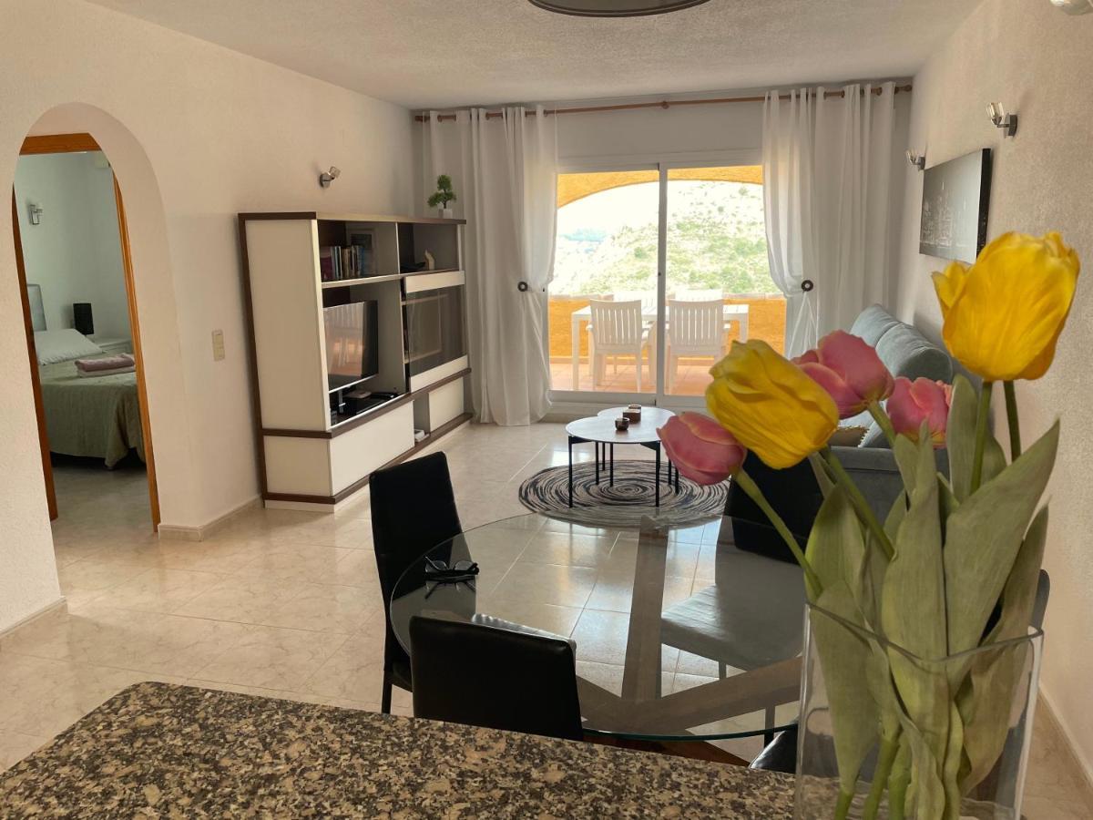 Tranquility, Sun, Breathtaking Views & 7 Minutes Drive To Sea Apartment Benitachell Exterior photo